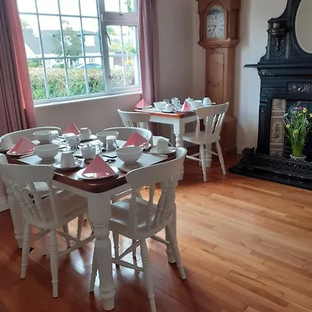 Couette-café Interconecting Lough Gill - 1 Double 2 Single Beds Sligo